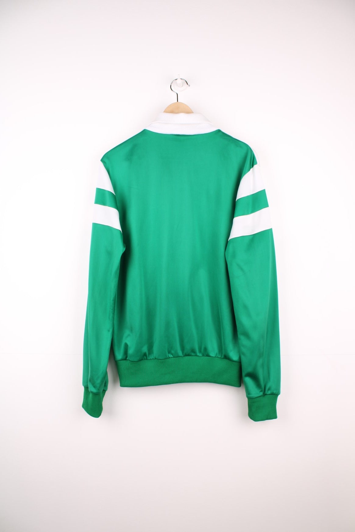 Vintage Puma zip through tracksuit top in white and green. Features puff print logo on the chest.