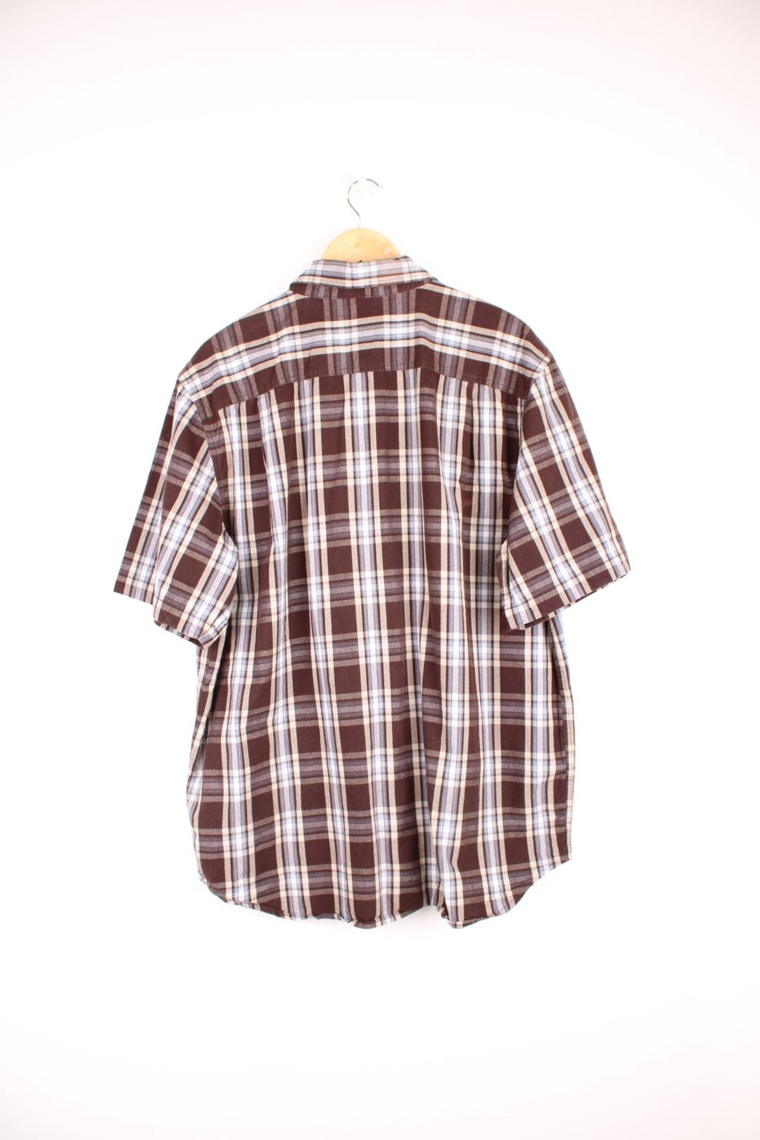 Carhartt Short Sleeve Shirt in a brown, white and blue plaid colourway, button up with a chest pocket, and has the logo embroidered on the front. 