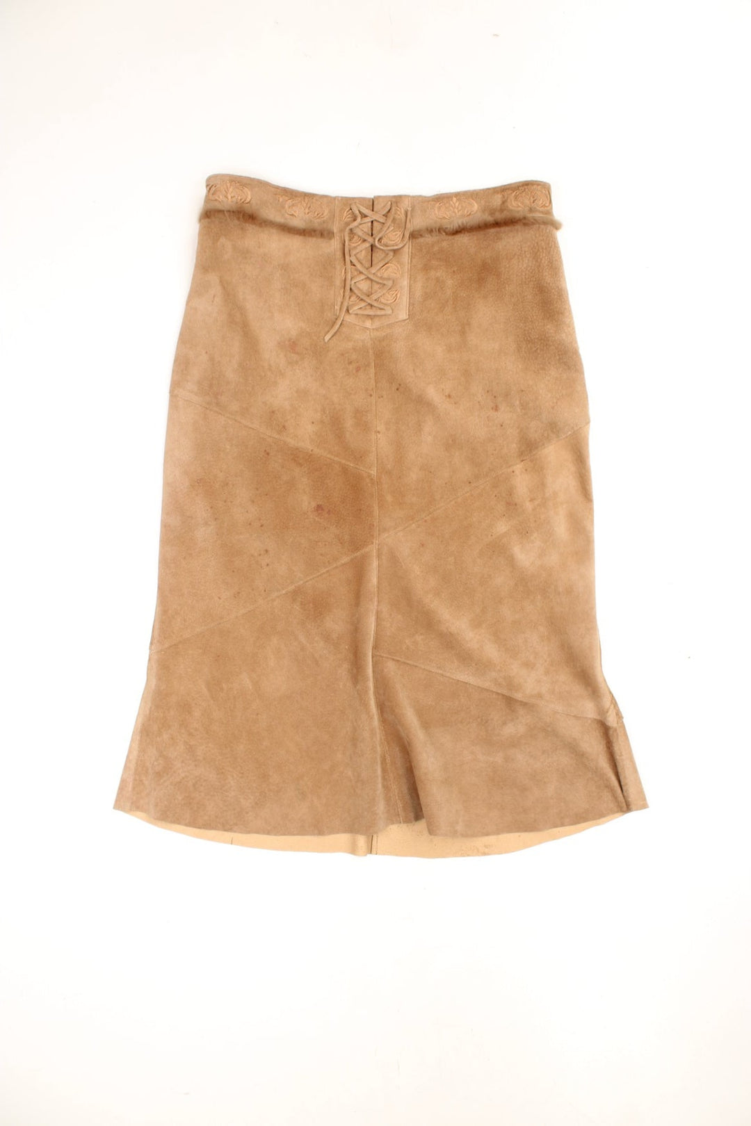 Vintage suede brown midi skirt, with embroidered and faux fur detailing on the waistband. Has a zip fastening on the side.