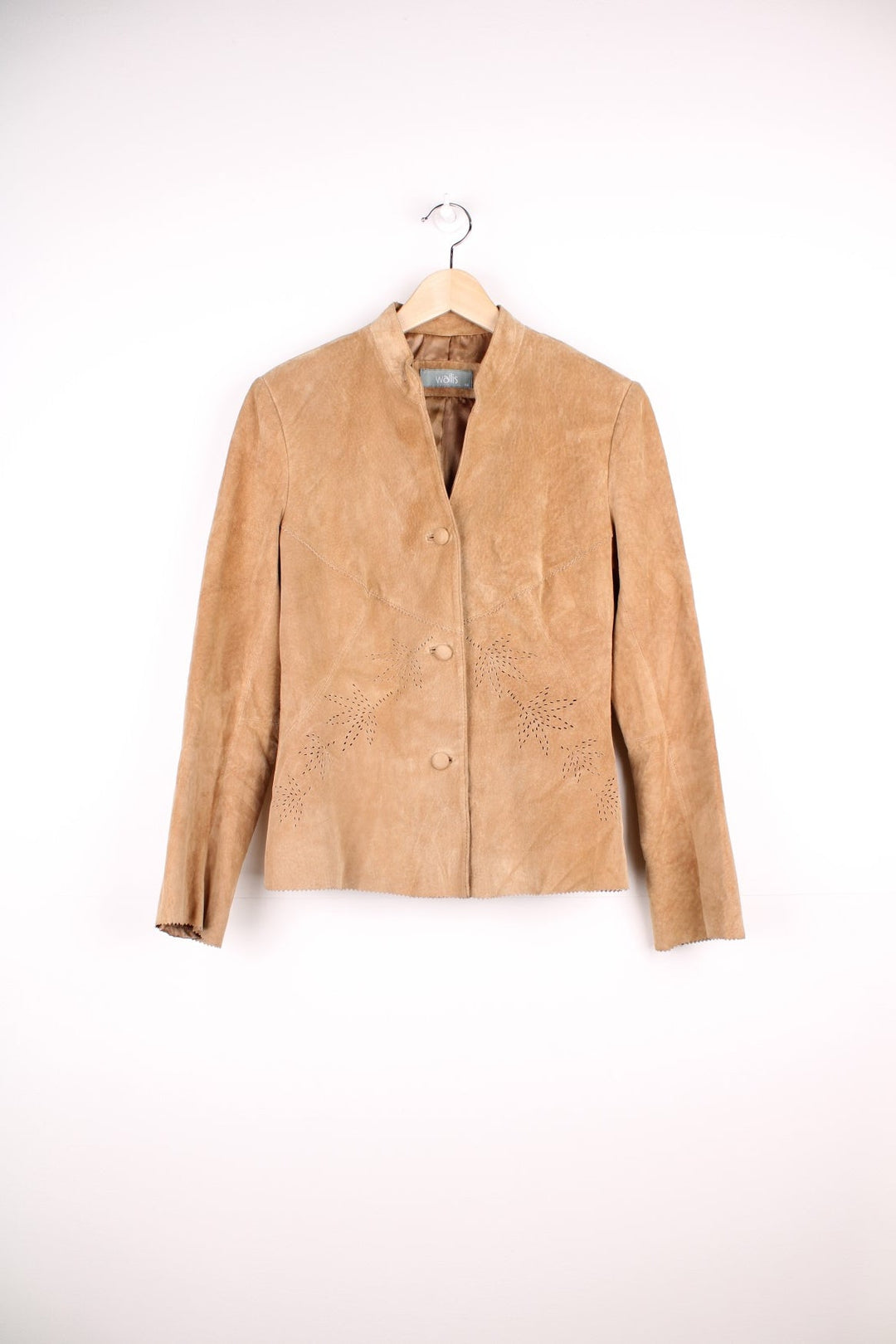 Wallis Y2K real suede jacket with button closure and leaf cutout designs. 100% leather outer. 