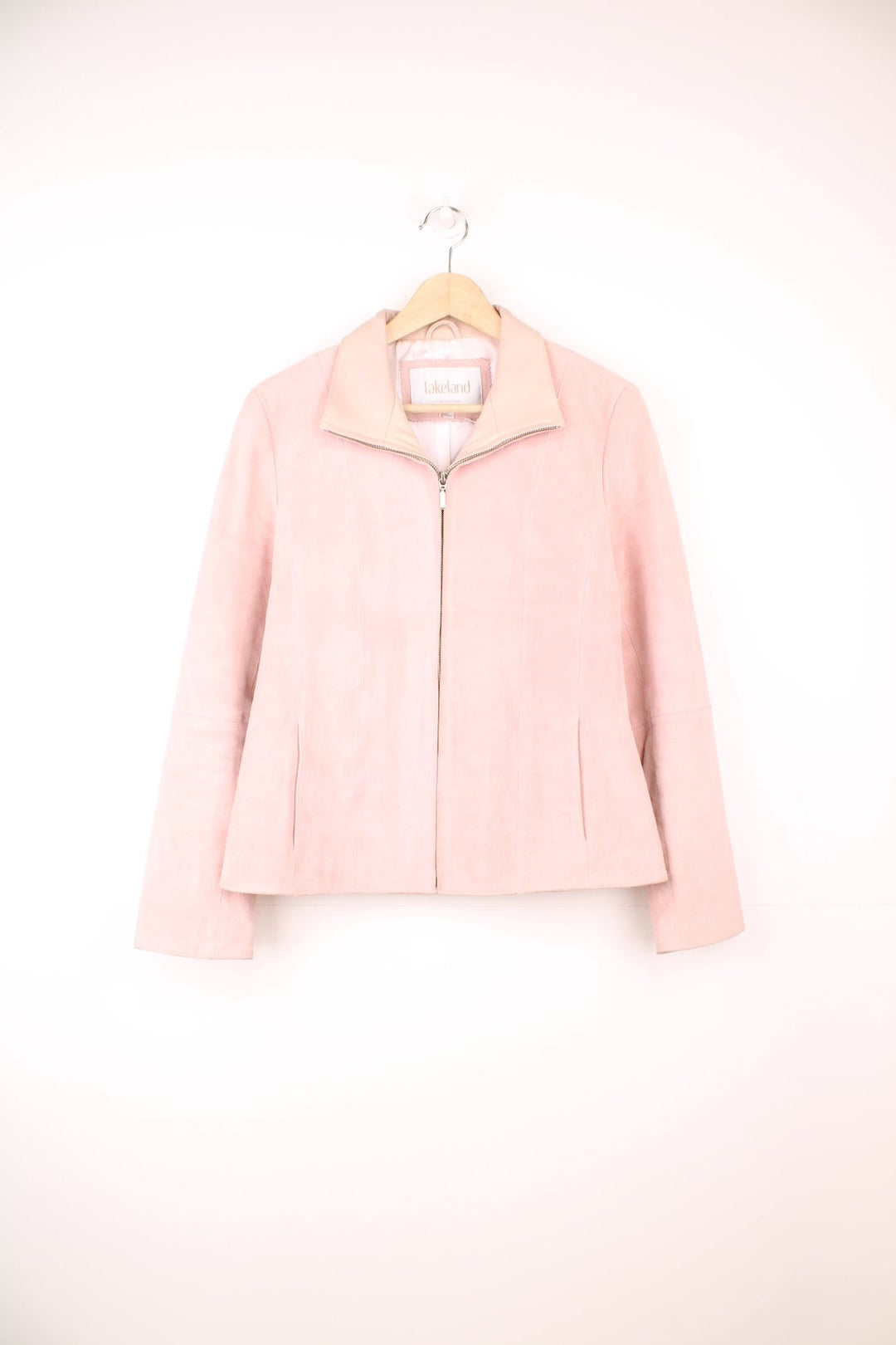 Y2K pink suede jacket with two side pockets and zip closure by Lakeland. 