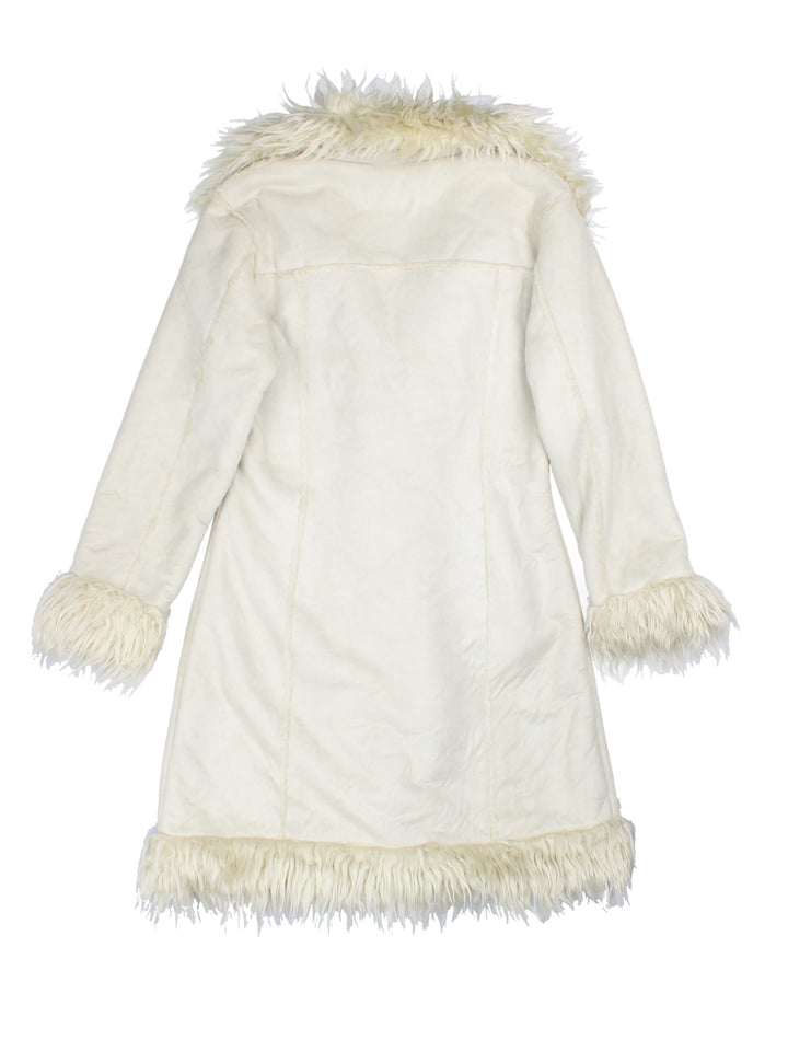 Y2K suede-effect afghan coat in white with faux fur trim, two pockets and zip closure.