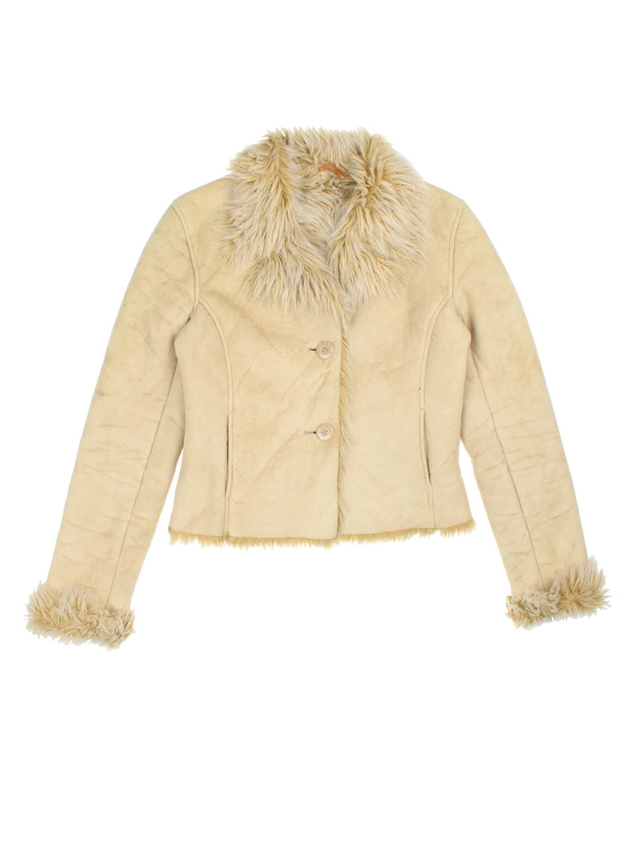 Y2K suede-effect cropped afghan jacket in tan with faux fur trim, two pockets, and button closure.