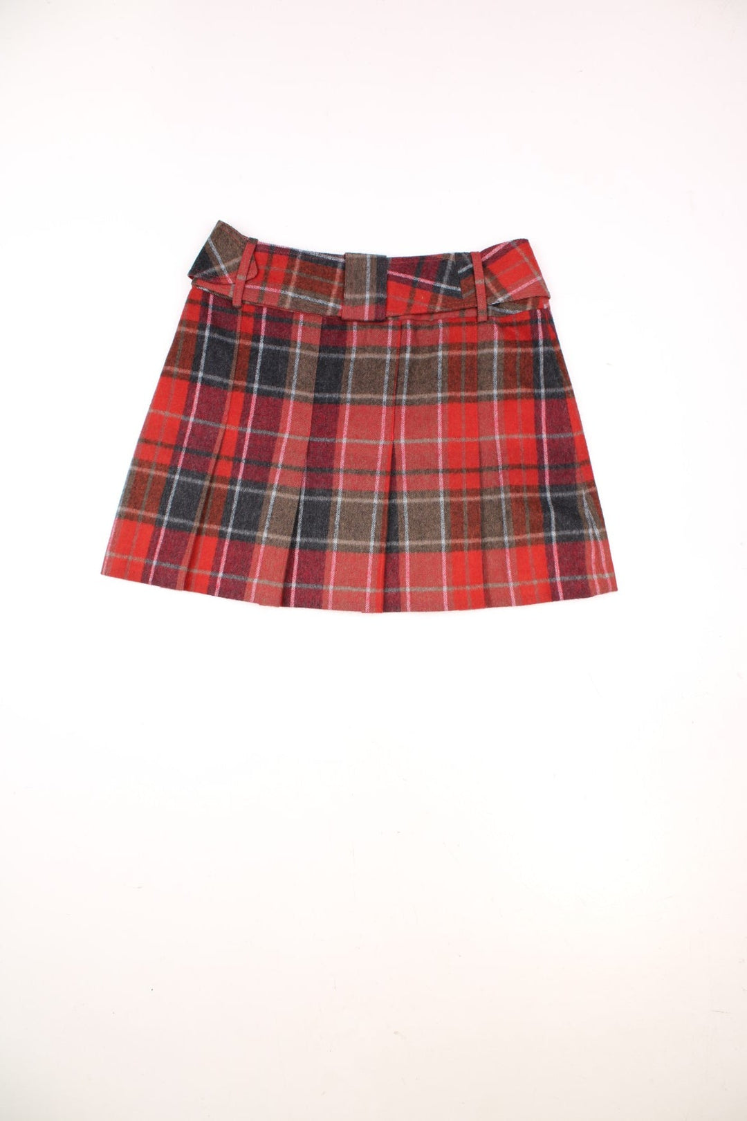 Y2K red and black plaid mini skirt by Next with a concealed side zip, box pleats and a detachable belt with an oval buckle. 