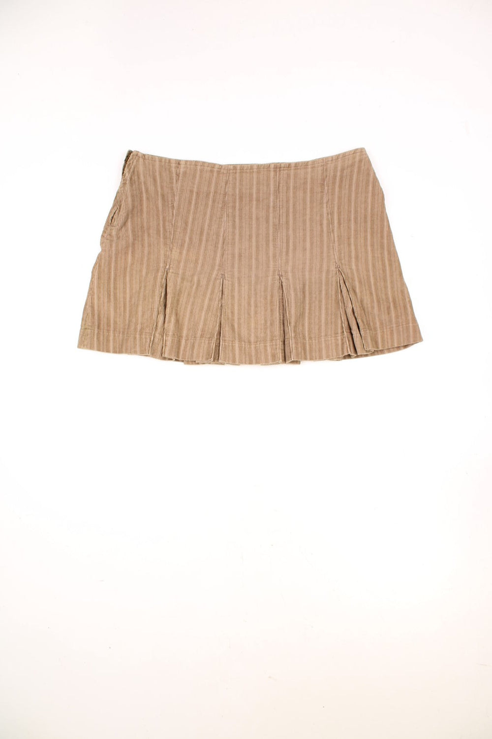 Y2K brown pleated corduroy skirt with zip closure by Elle. 