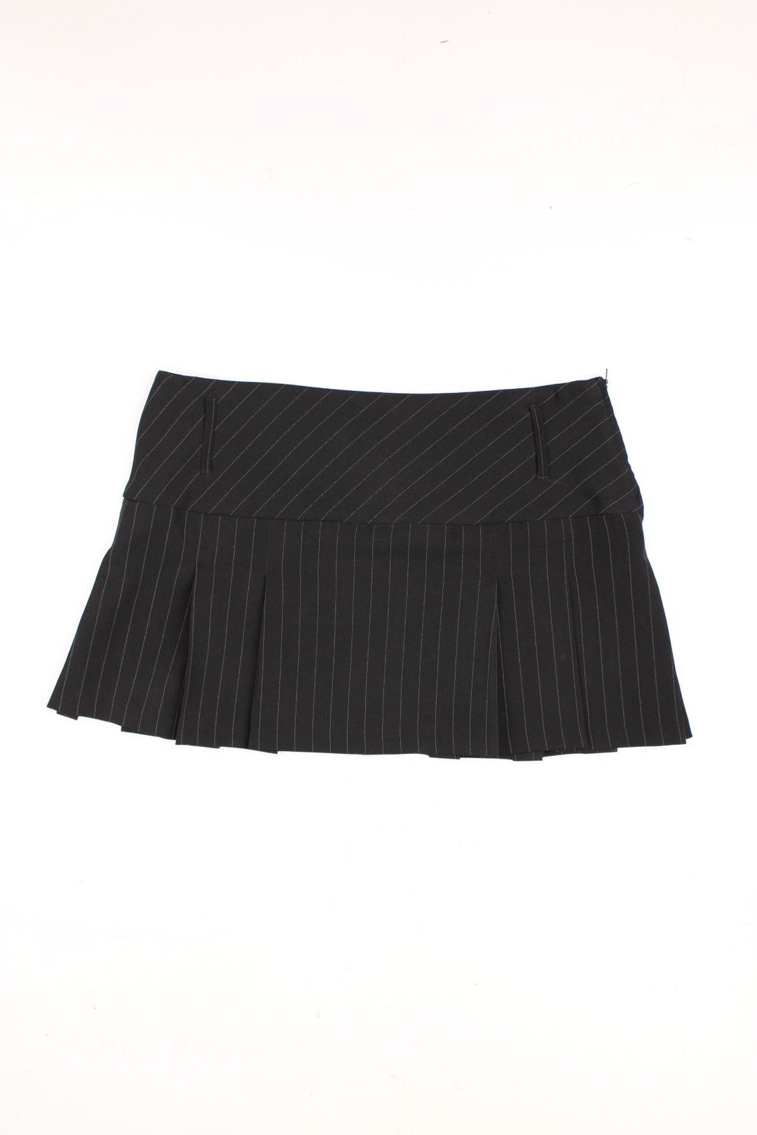 Y2K pleated, pinstripe, mini skirt in black.