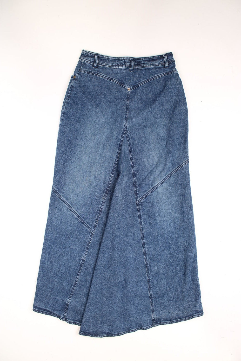 Vintage, denim maxi skirt with pockets, split from and button up closure.