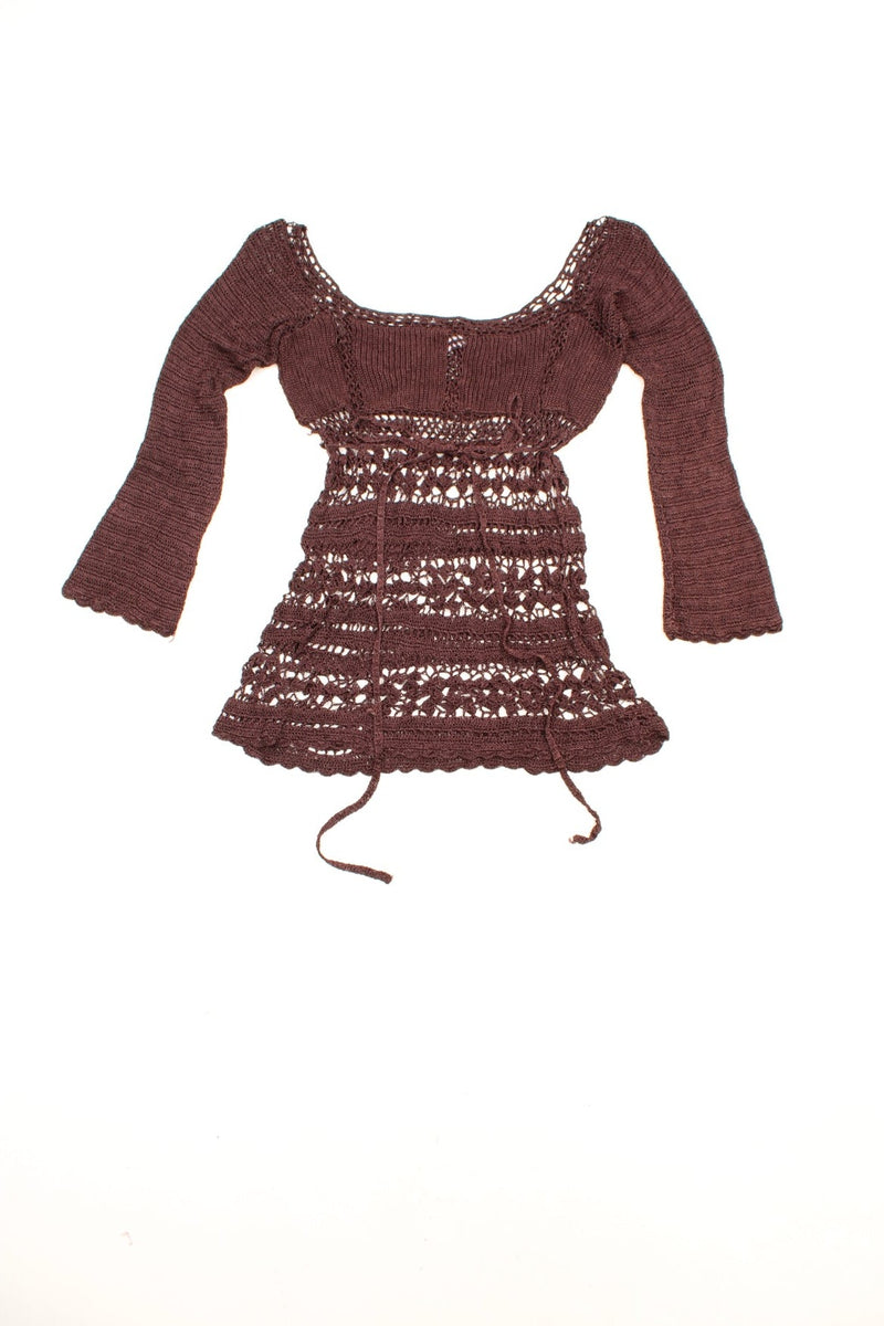 Y2K brown crochet top with 3/4 length sleeves and tie under the bust.