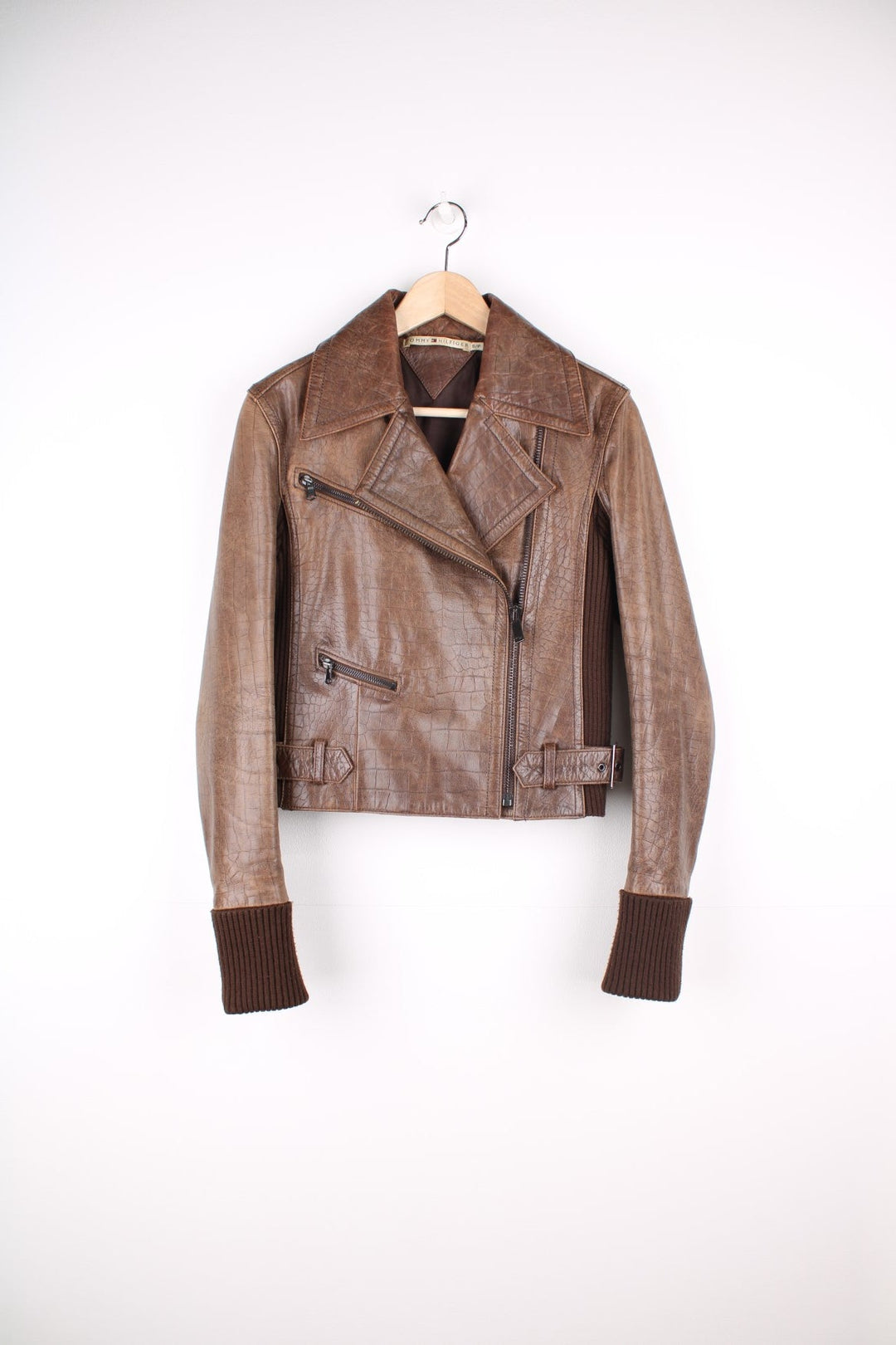 Tommy Hilfiger Leather Jacket in a brown colourway with a cracked crocodile print pattern throughout, the sides, arms and cuffs are a corduroy material, zip up with a big collar, and has two pockets on the front. 