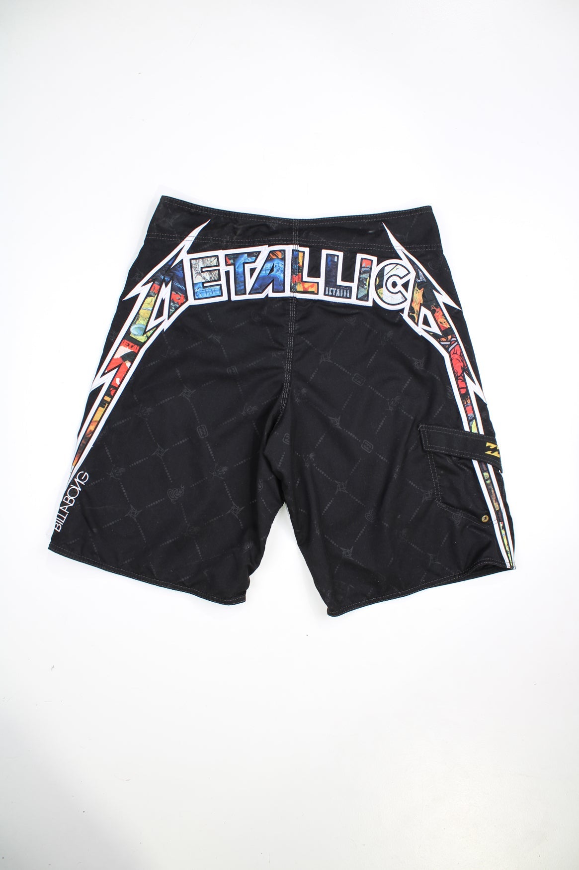 Vintage Billabong Metallica 3/4 length boardshorts.