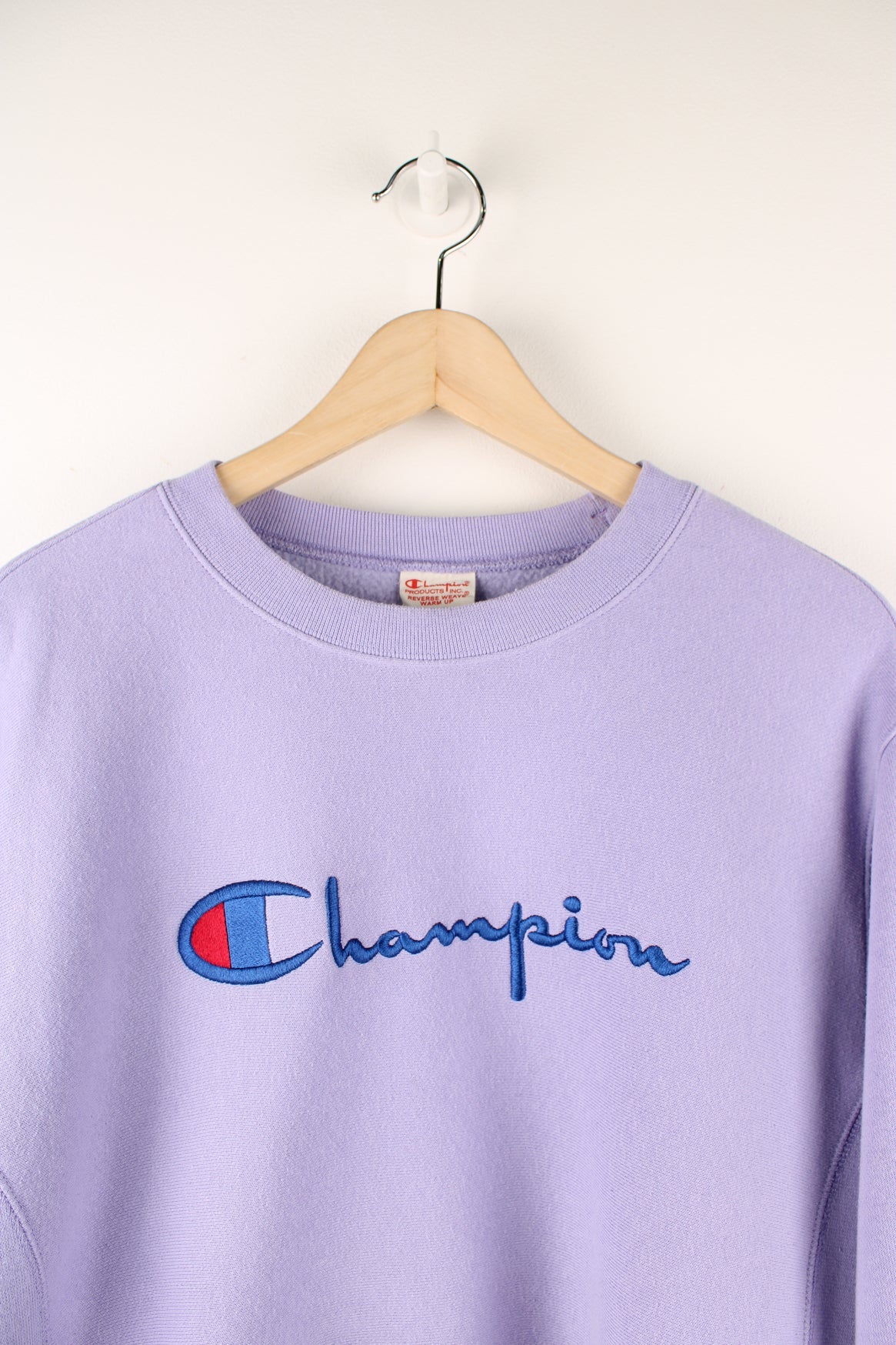 Champion sweatshirt embroidered sale