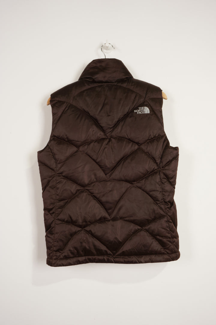 The North Face 550 brown double pocket satin gilet with embroidered logo on the front & back