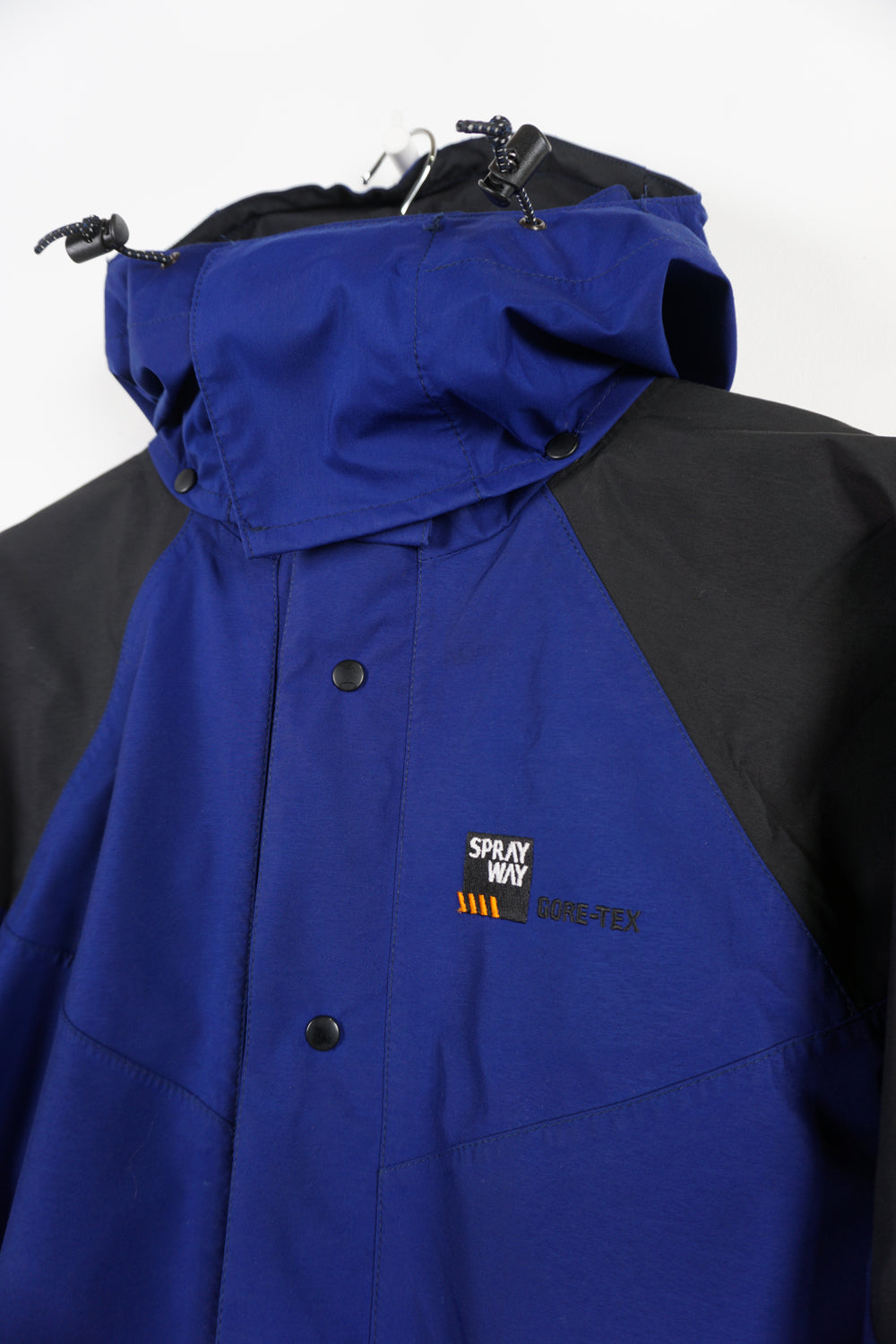 Blue Sprayway Gore-tex jacket with hood and embroidered logo on the chest