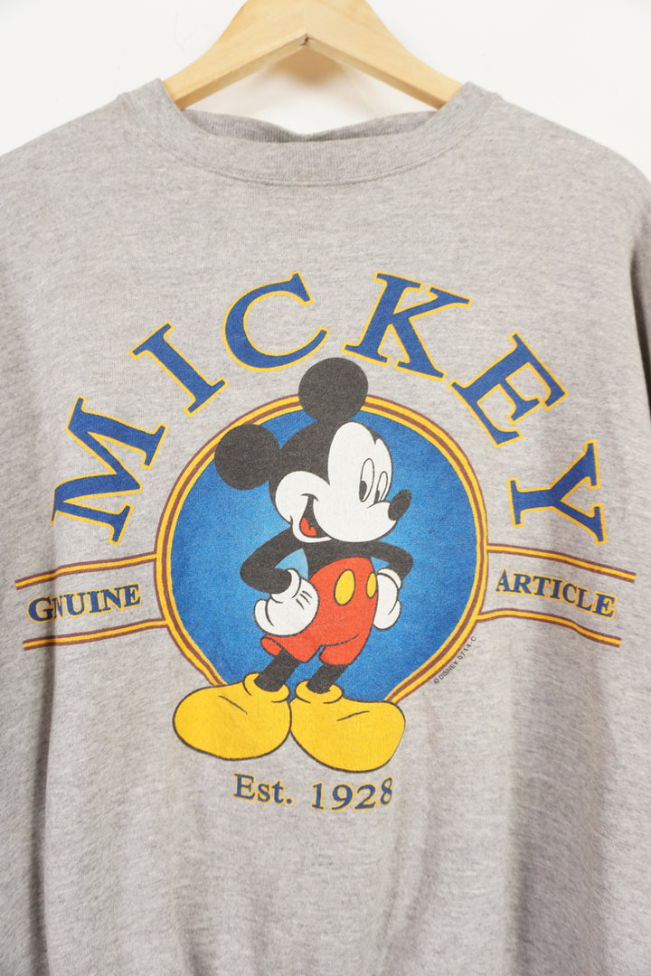 Vintage Disney Mickey Mouse graphic sweatshirt with printed graphic good condition, slight cracking on print Size in Label: N/A - fits like a Medium, slightly boxier fit 