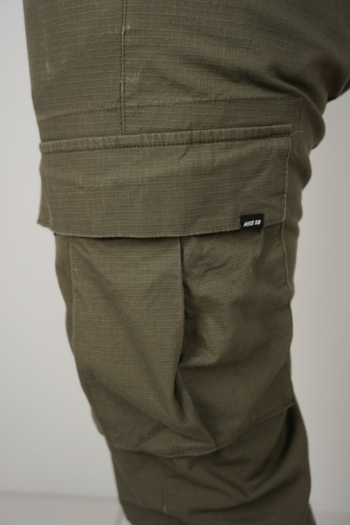 Khaki Nike Skateboarding Cargos