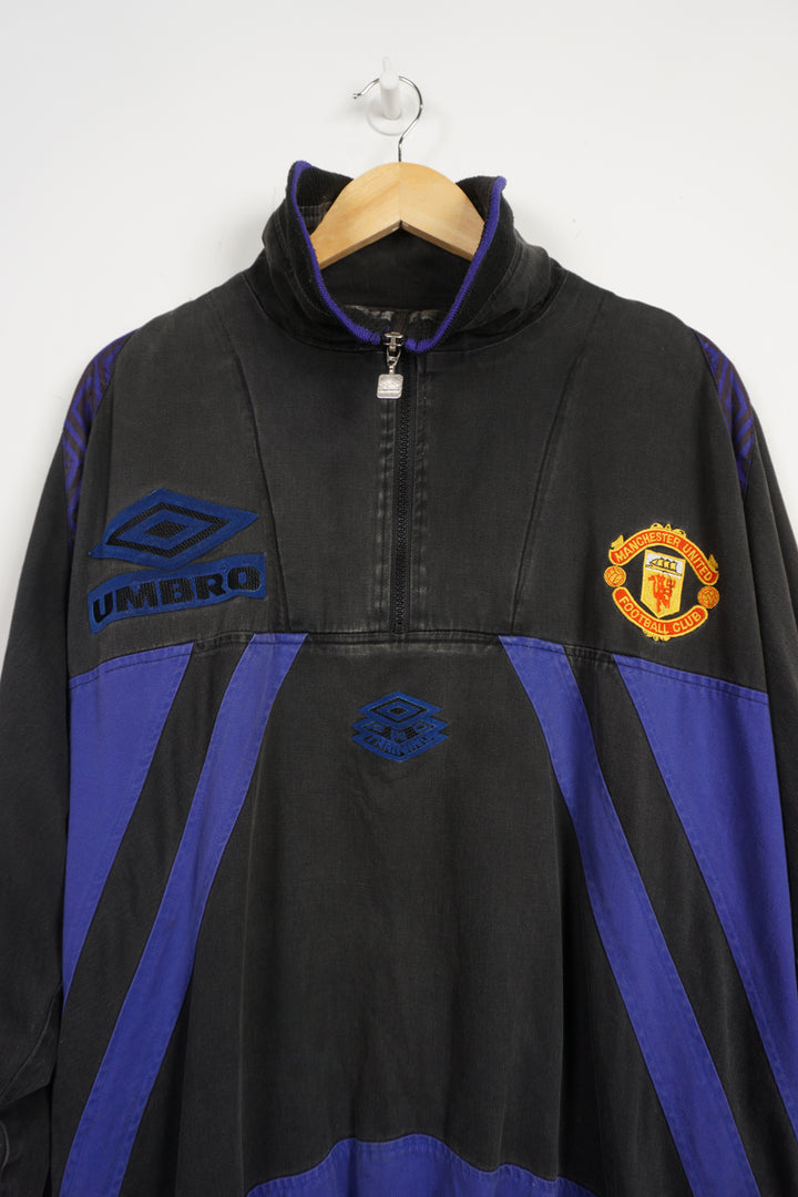 Vintage 1996-97 Umbro x Manchester United cotton drill top with 1/4 zip and embroidered logos and badges