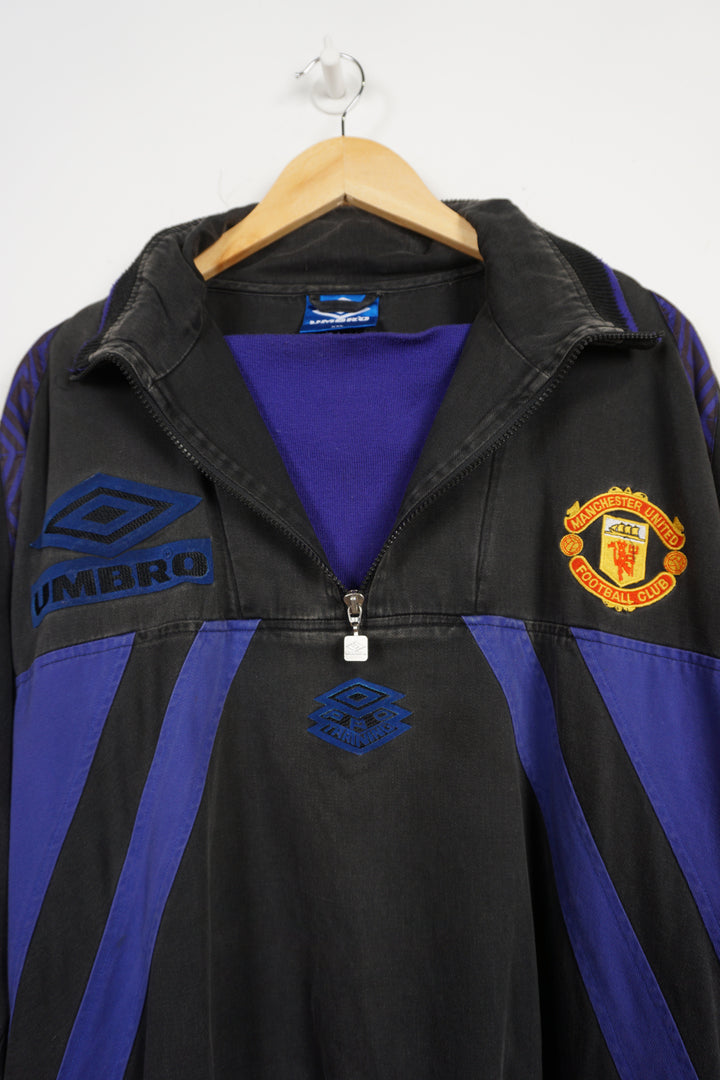 Vintage 1996-97 Umbro x Manchester United cotton drill top with 1/4 zip and embroidered logos and badges