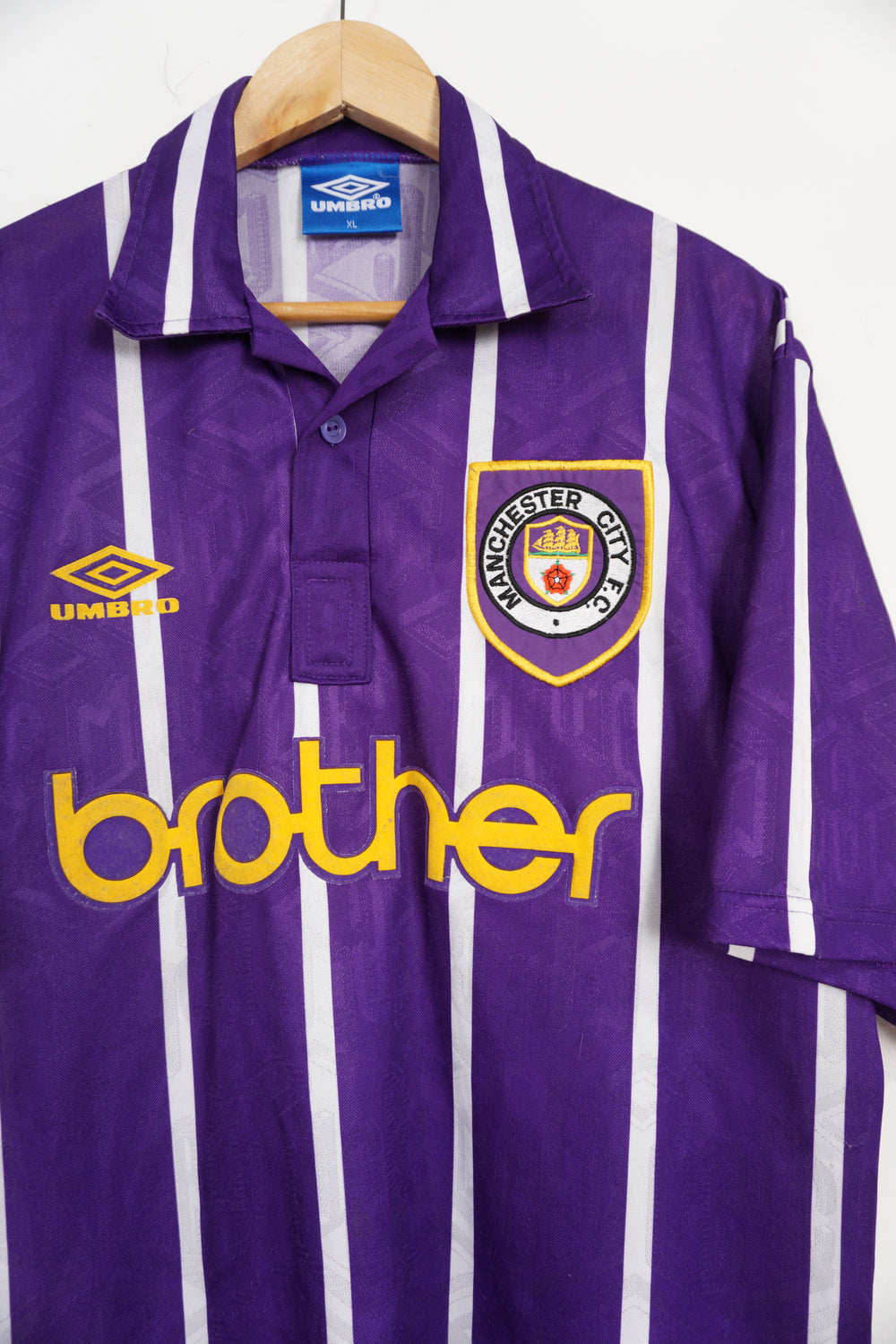 1992-1994 Manchester City Away Purple Shirt