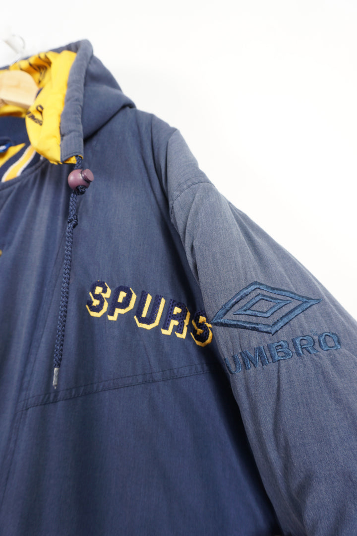 Vintage 90's Umbro / Tottenham Hotspurs sports coat with metal clasp hardware, embroidered badges and removable hood