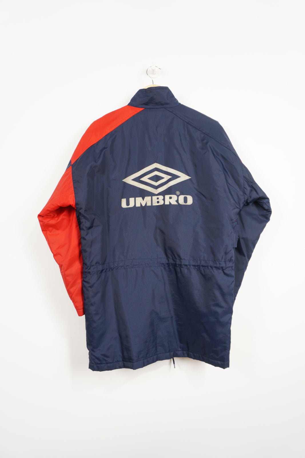 Vintage 90s Chelsea Football Club Umbro bench coat with embroidered logos/badges and drawstring waist