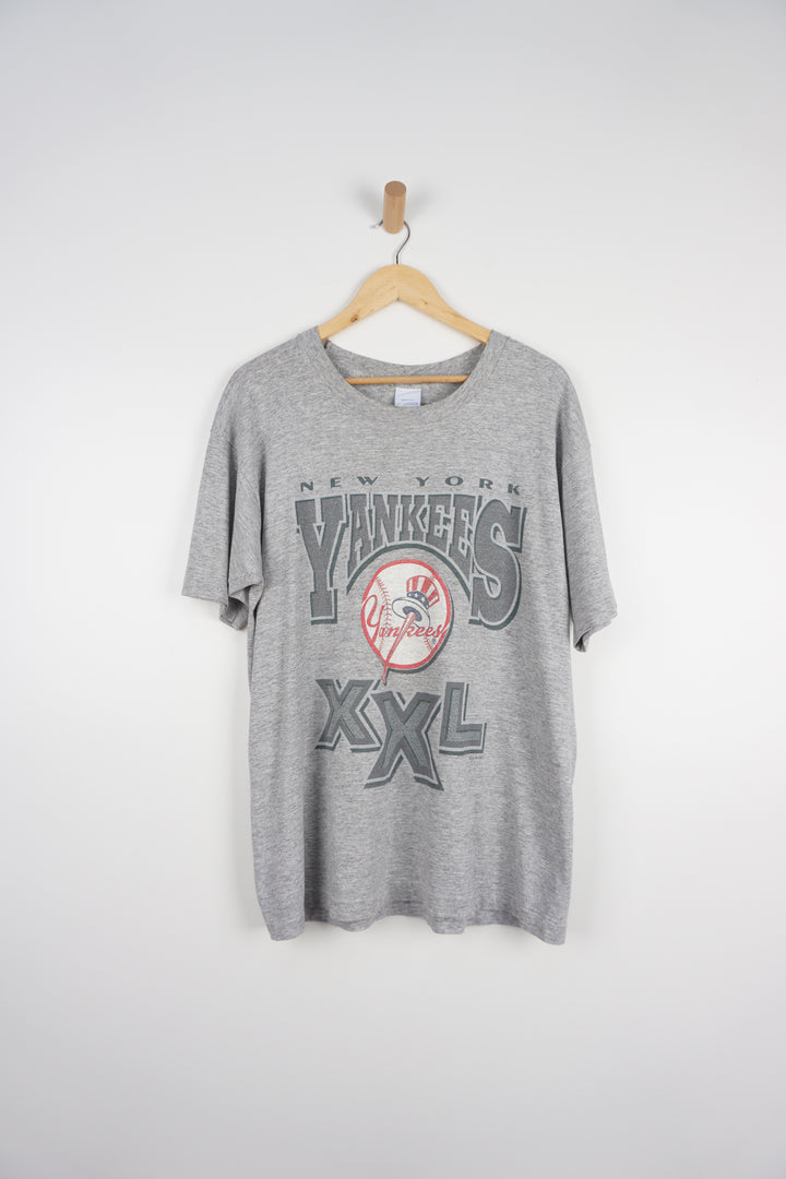 MLB New York Yankees Graphic Grey T-Shirt