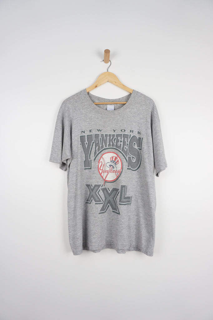 Vintage MLB New York Yankees Graphic Grey T-Shirt – VintageFolk