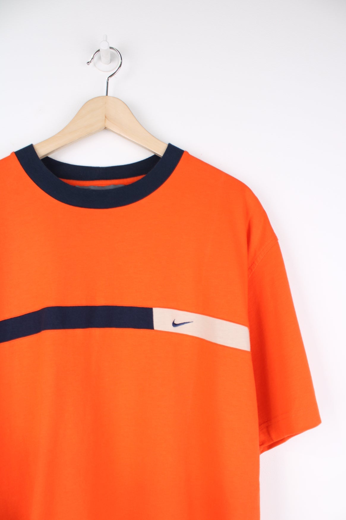 Nike high quality Vintage Embroidered Logo T Shirt