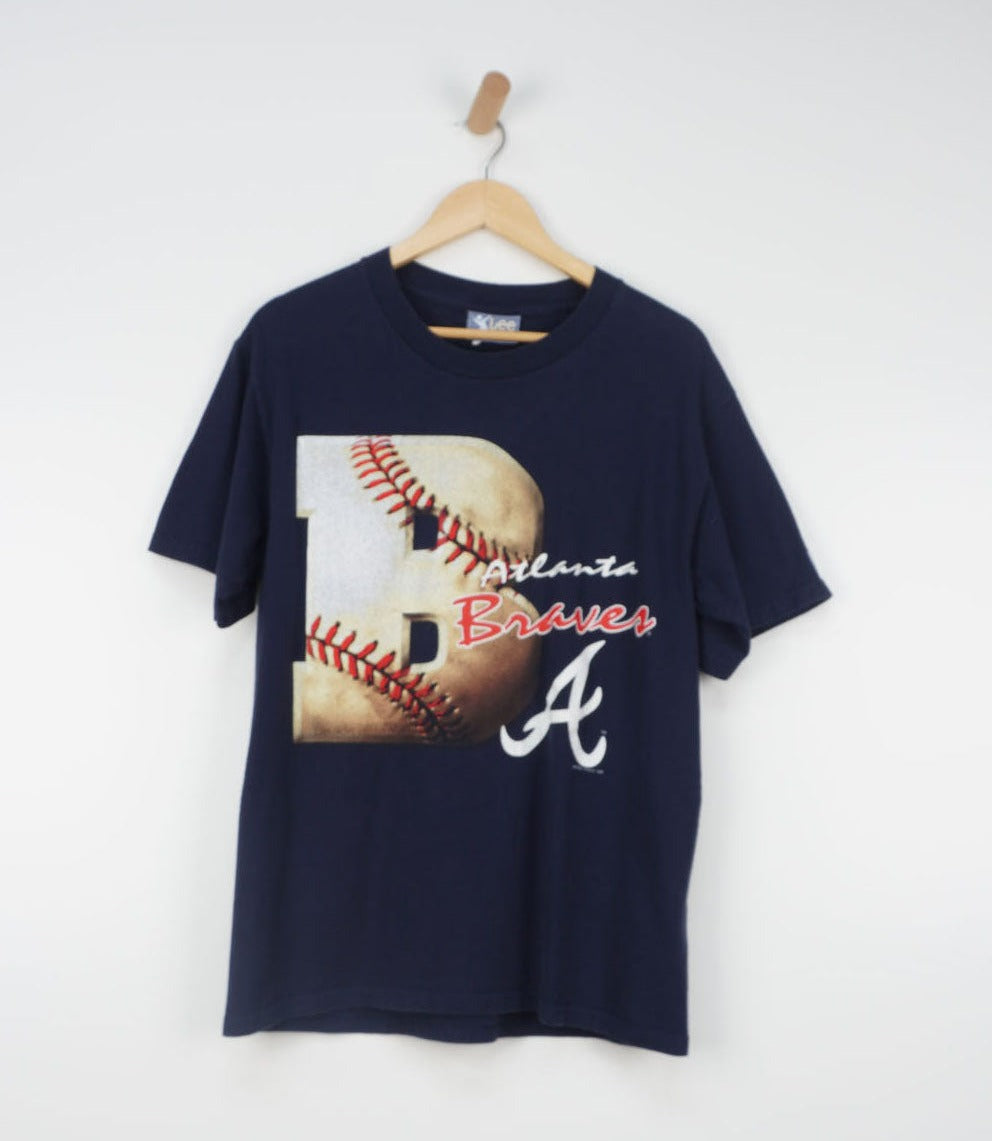 MLB Atlanta Braves 1996 Graphic Blue T-Shirt - VintageFolk